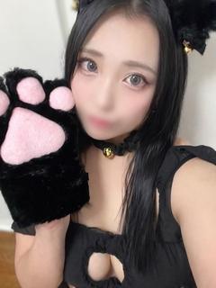 いぶき【睾丸弄びのS級女王】