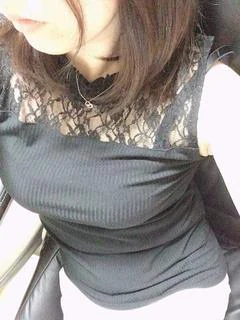 足立 ゆり