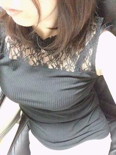 足立　ゆり
