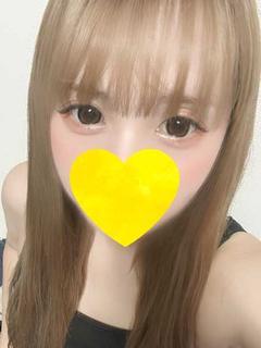 マナミ