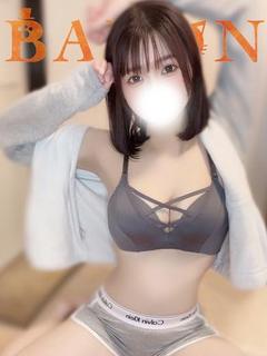 ななみ【色白巨F乳元ナース】