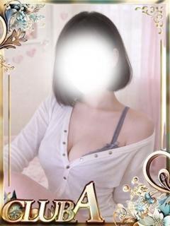 ねね♡誰もが振り返る、秘密の色香