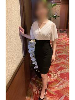 新人かなえさん