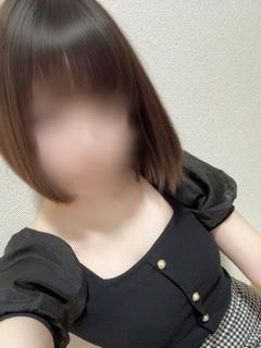 めい【守ってあげたい可憐さ】