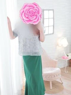 新人むぎこ