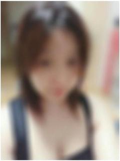新人まりこ