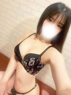 かなの『100％密着ロリ』