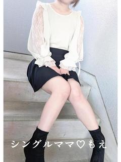 もえ☆細身色白美肌