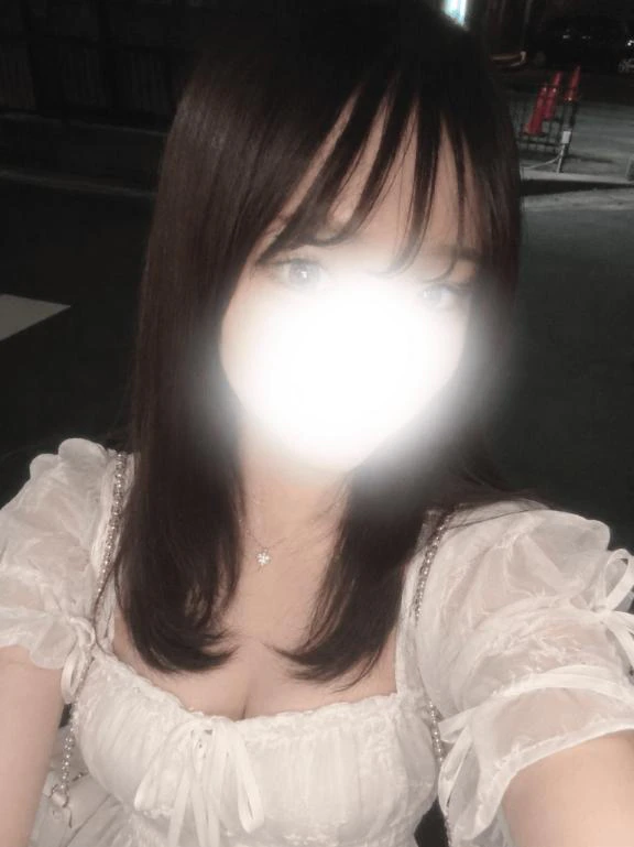 18時〜います🫶🏻💗 ̖́-‬