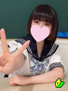 小梅 ララ