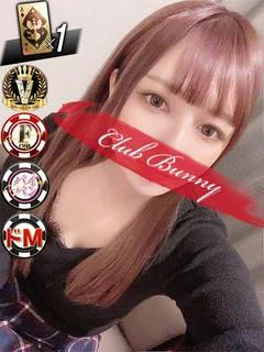 ニイナ