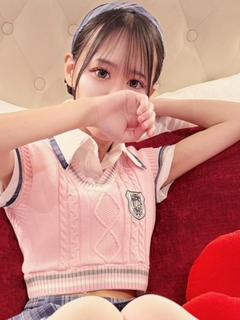 えま【小柄で敏感ご奉仕アイドル】