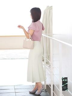 美月　みゆな【奥様】