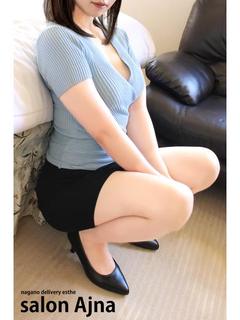 新島 ゆな
