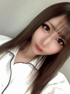 ひな 新人