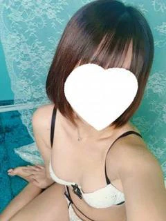 新人りあ