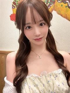 綾瀬るる