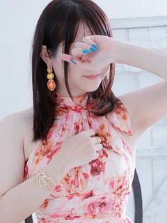 神山 あゆ