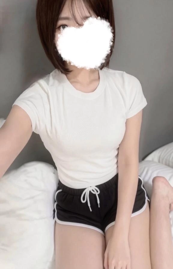(✌︎ゆ ¨̮ ず✌︎)
