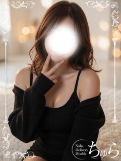 なな　小柄なOL美女