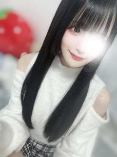 18歳♡こるねちゃん♡3P可能