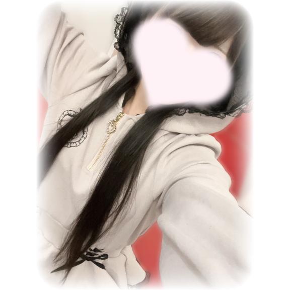 なの 絶対的アイドル の ショックです、とても( ･-･̥ )