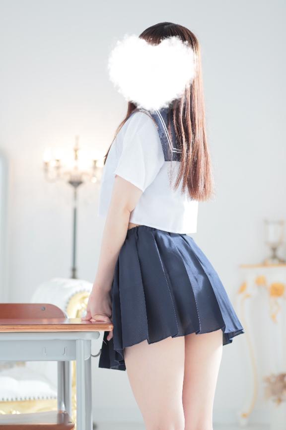 めい　未経験のスーパー美少女♡ の おはよん☀️
