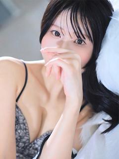 あや　優雅で気品漂う美女
