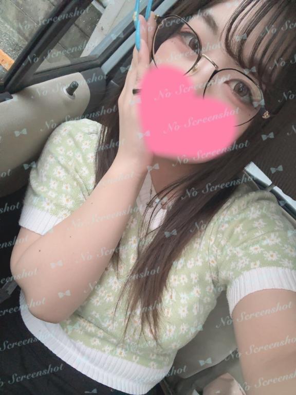 りく【驚愕‼100㎝超美乳】 の おはよ🩵