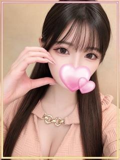 えあ♡透き通るような白い美肌♡