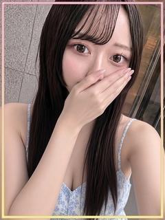 ゆゆ♡心を奪う透明感