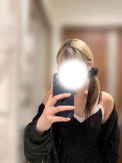 綾瀬ここ