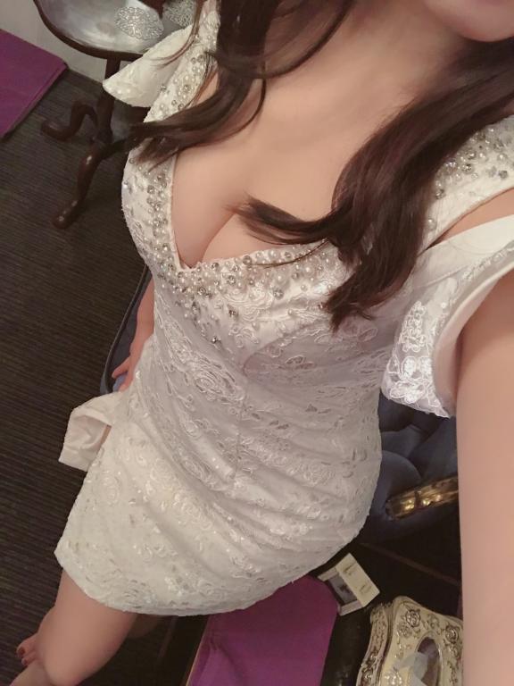まゆ 黒髪清楚の魅惑の美女 の らすとぉ