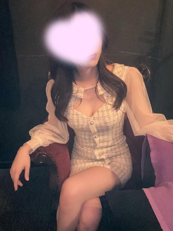 すみれ 魅力溢れる淑女 の 出勤です☺︎