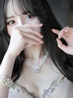 みり 魅力満載の美女