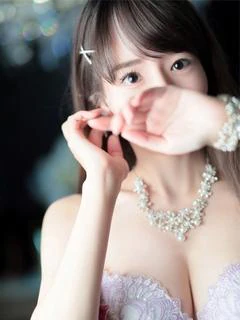ももこ 愛溢れる癒し美女