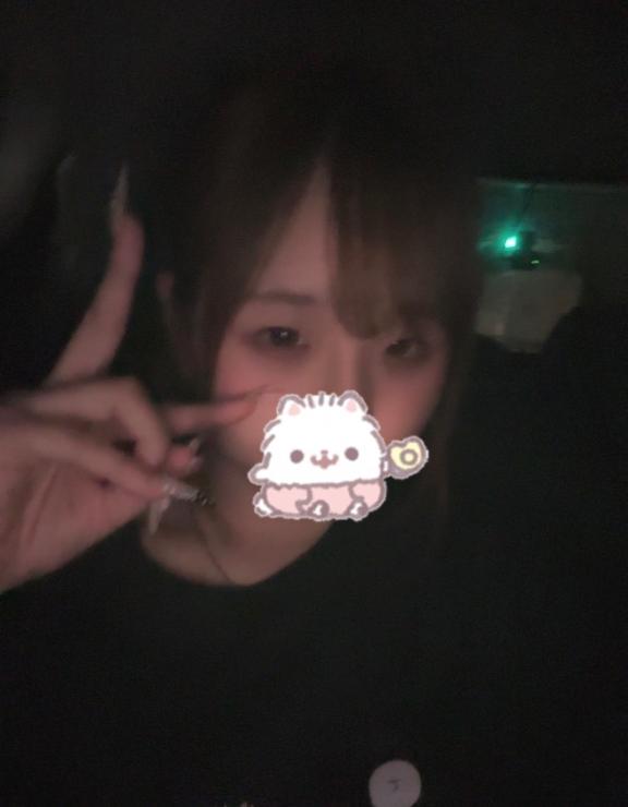 ここ♡最年少18歳未経験ロリ巨乳♡ の ２１時〜❣️