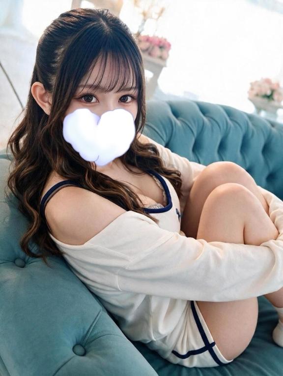 えみり の ​​​​​​​声を我慢させてください♡