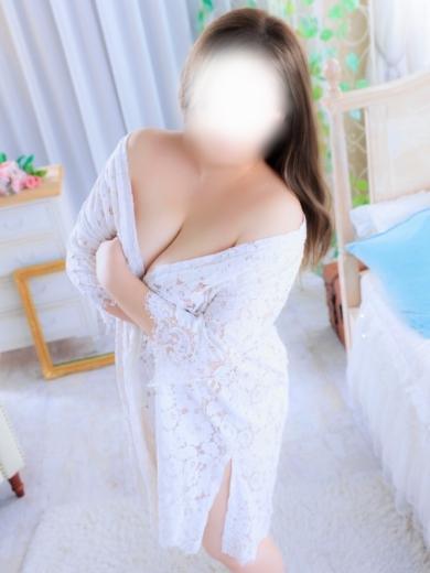 豊満倶楽部 まゆ 写真2