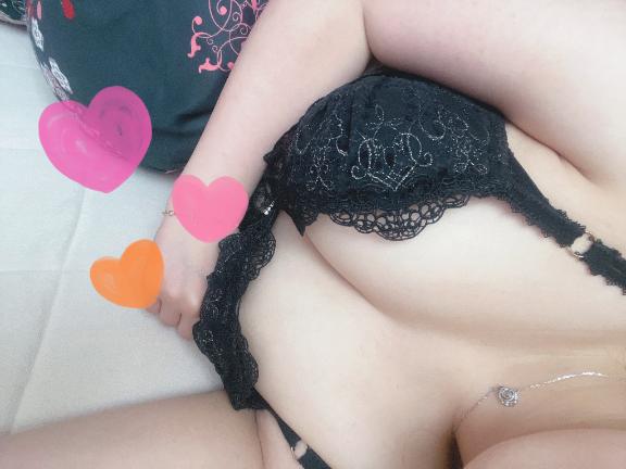 うらら【好きになる要素満載♡】 の ねむねむ☀️💤