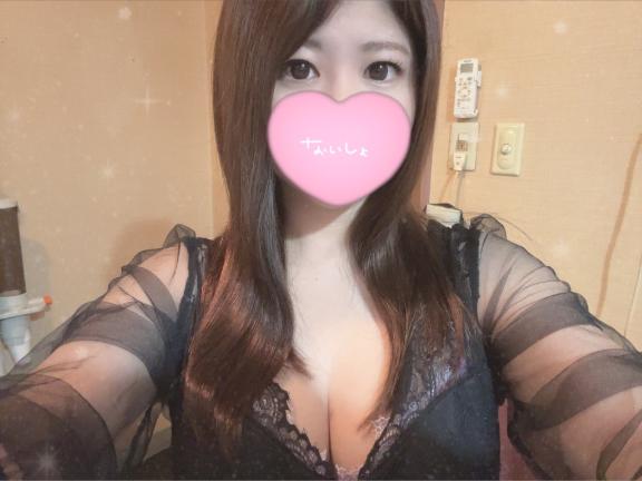 【めい】柔らかＥカップ の 出勤です.ᐟ.ᐟ⭐️