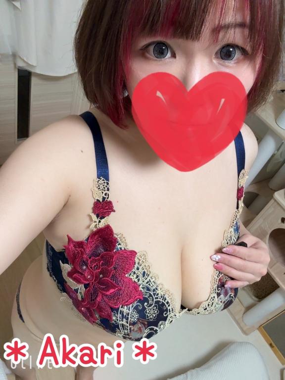 朱璃(あかり) の 全然
