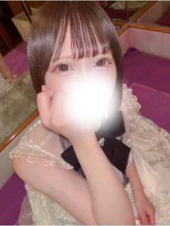 らら/距離感ゼロの小柄な彼女♡