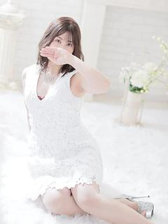 瀬戸ななみ