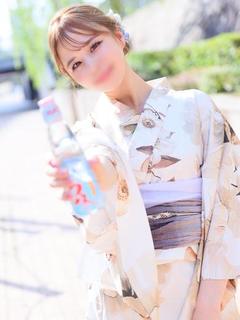 愛沢 エレナ