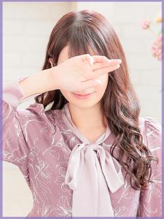 雛乃(ひなの)