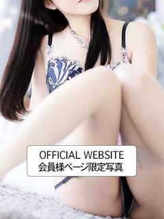 三上あや