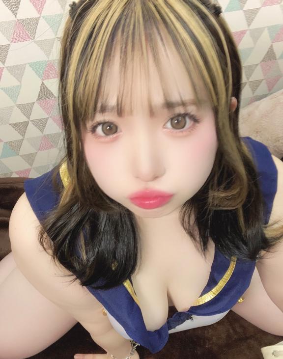 フワ～エロすぎ色白巨乳～ の ちゅーーーっ！！！