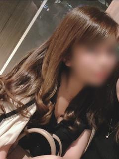 ルイ～満足確定ドM潮吹き美女～