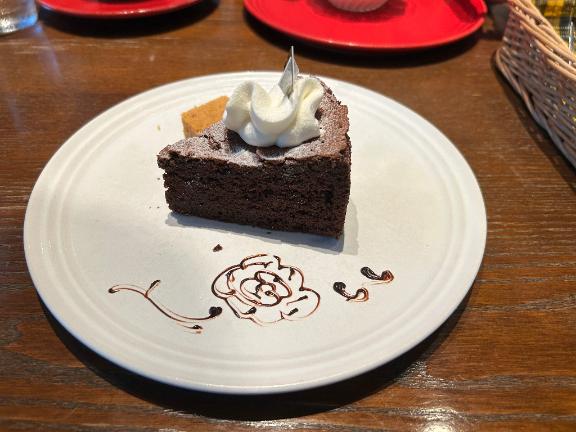 しおん☆7/13体験入店です！ の 昨日5人目60分取ってくれたお兄様♡
